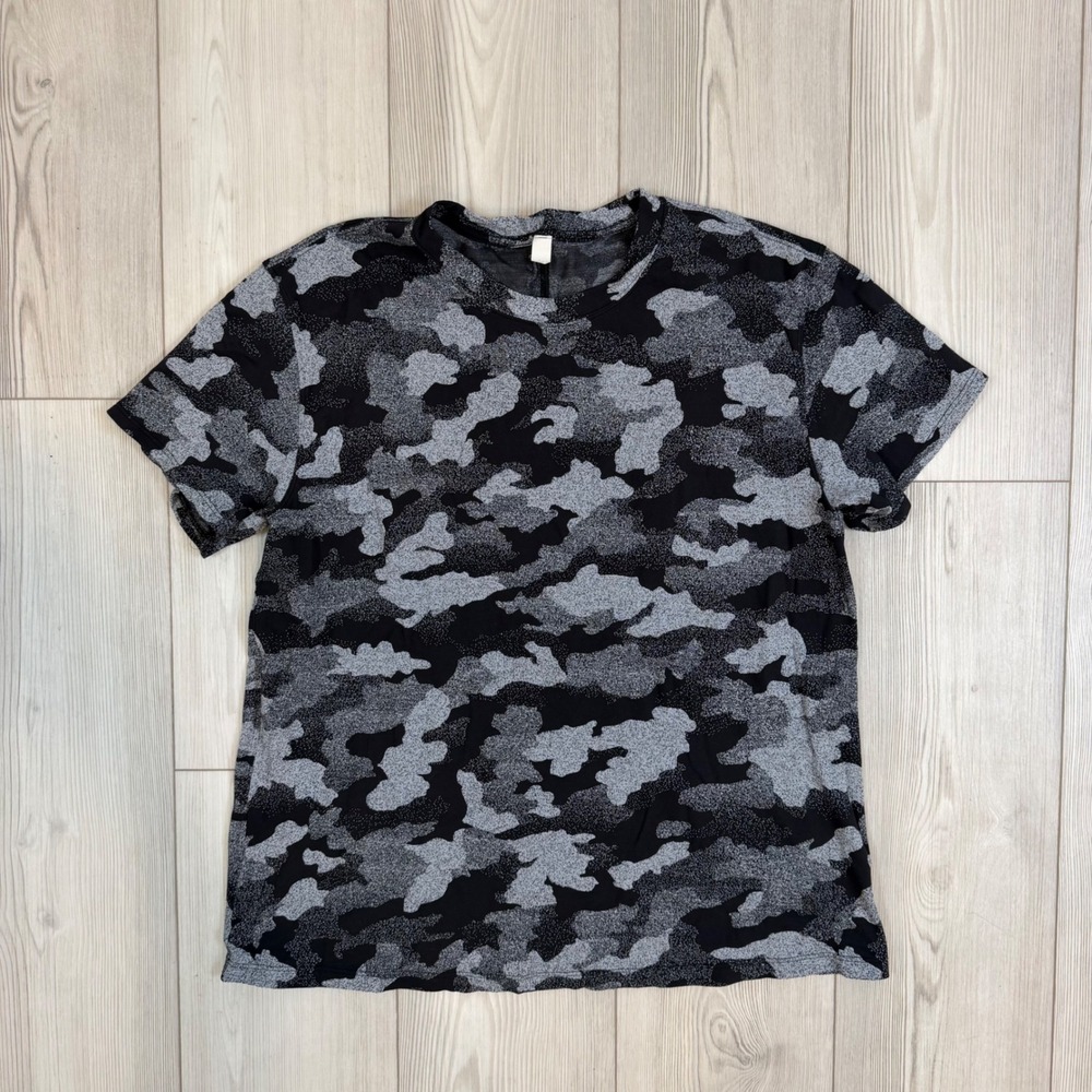Lululemon Cates Women's Grey Black Camo Short Sleeve T-Shirt Activewear Top